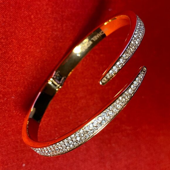 Michael Kors Matchstick Crystal Pave Hinged Bracelet - Picture 5 of 9